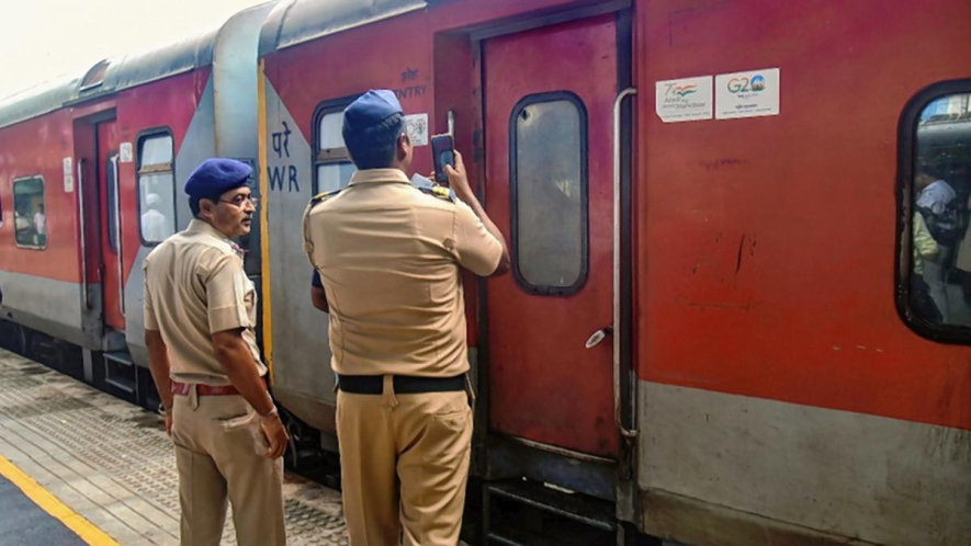 jaipur mumbai train shooting